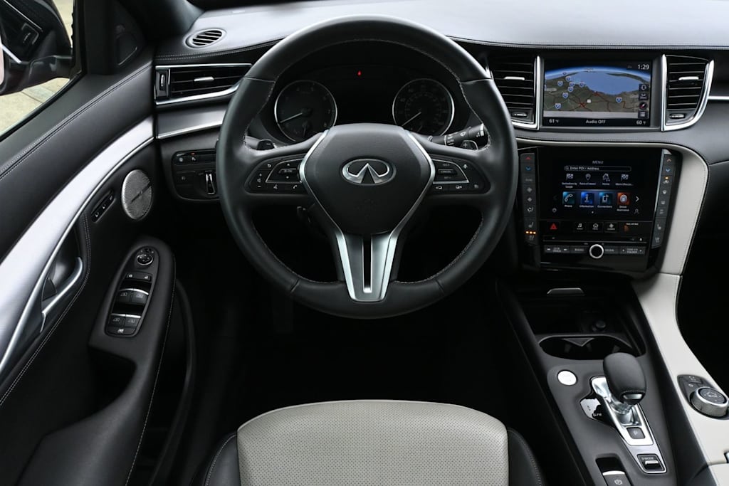 Thumbnail: 2022 INFINITI QX55 - 9