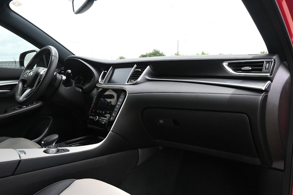 Thumbnail: 2022 INFINITI QX55 - 14