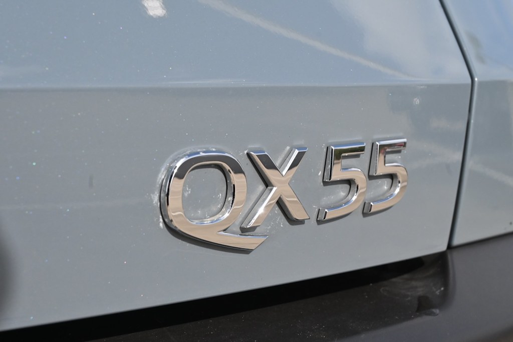 Thumbnail: 2023 INFINITI QX55 - 6