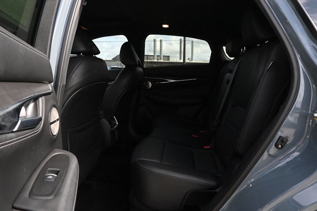 Thumbnail: 2023 INFINITI QX55 - 11