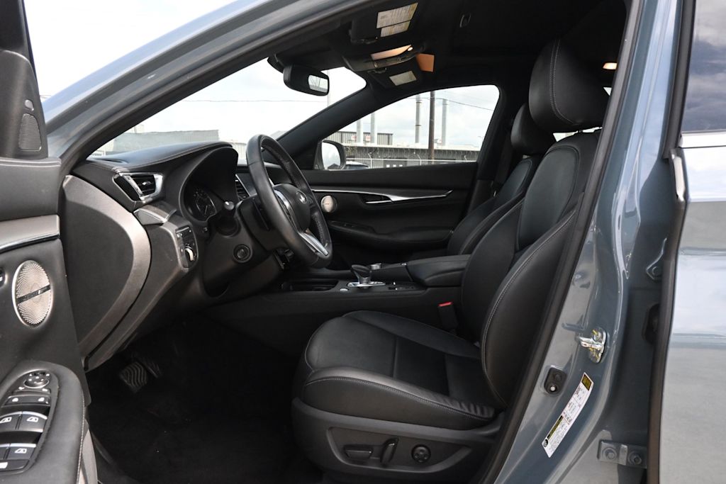 Thumbnail: 2023 INFINITI QX55 - 9