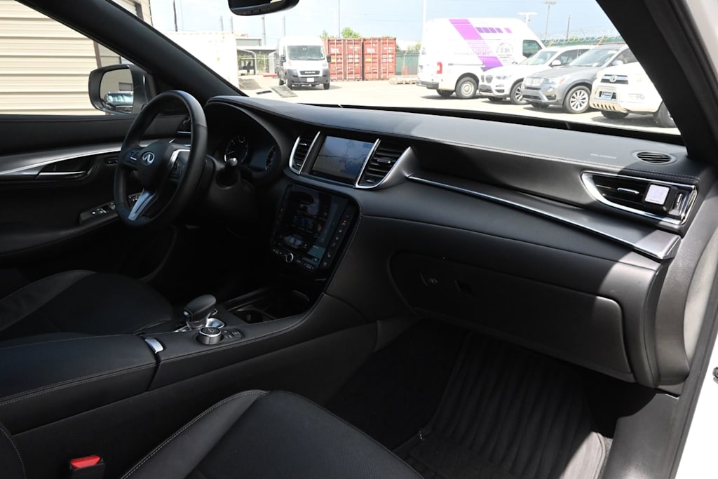 Thumbnail: 2023 INFINITI QX55 - 14