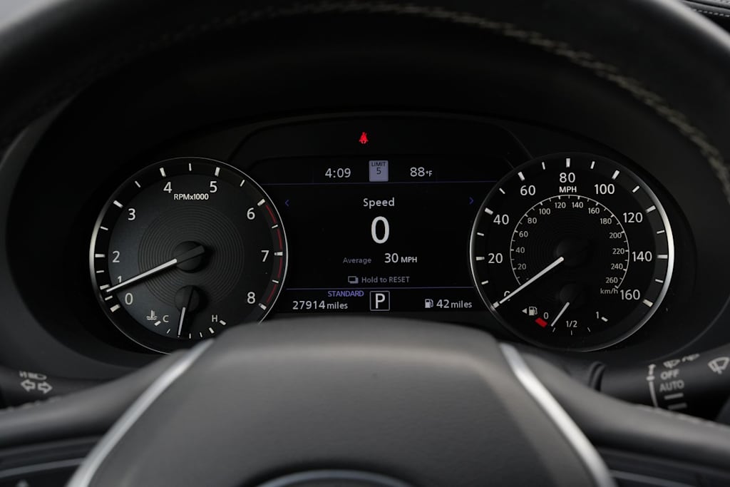 Thumbnail: 2023 INFINITI QX55 - 16