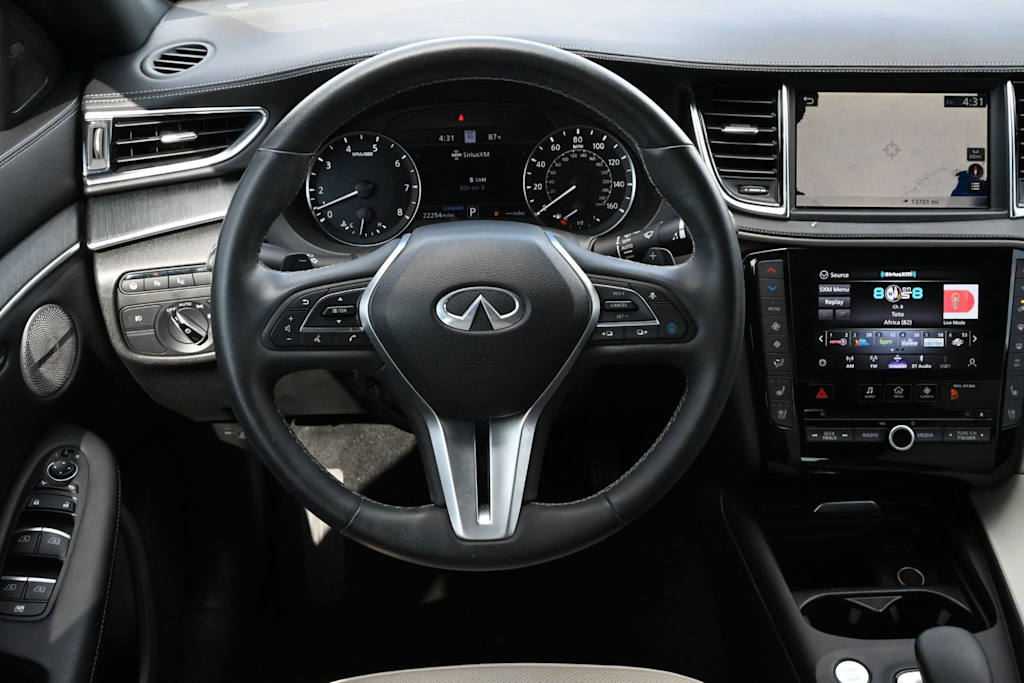 Thumbnail: 2023 INFINITI QX55 - 8