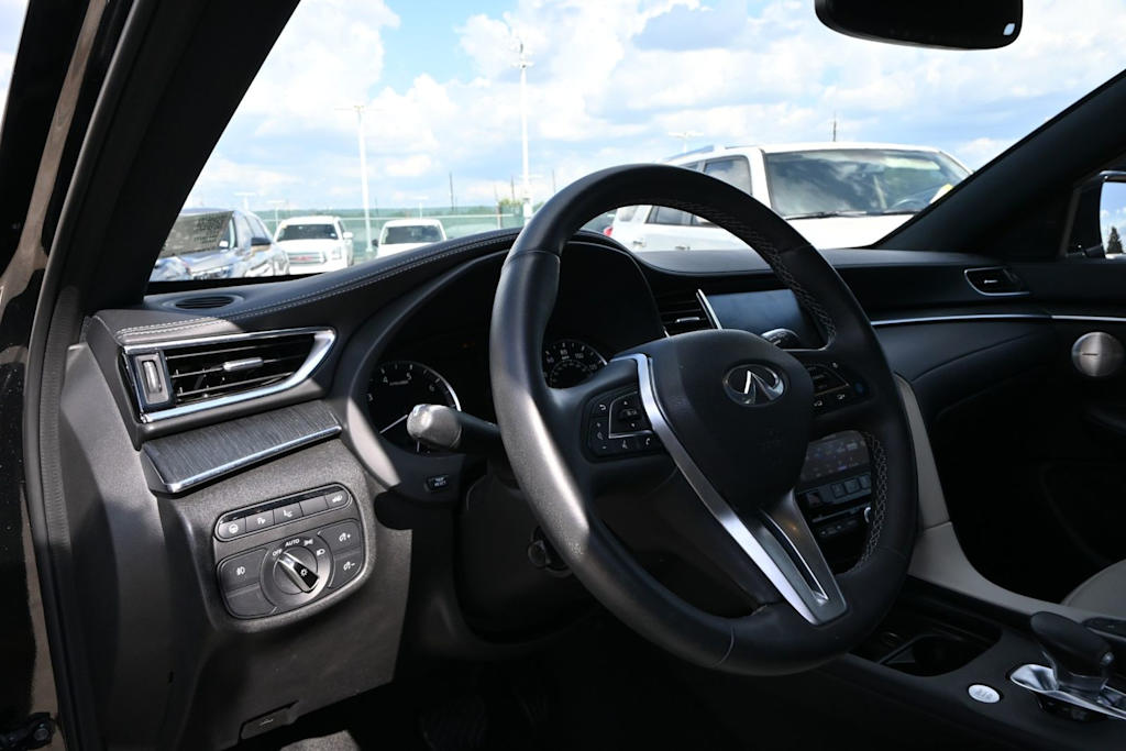 Thumbnail: 2023 INFINITI QX55 - 12