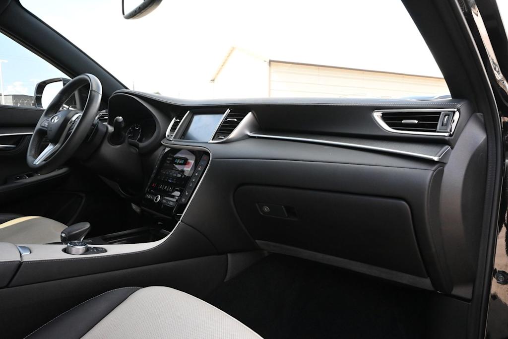 Thumbnail: 2023 INFINITI QX55 - 13
