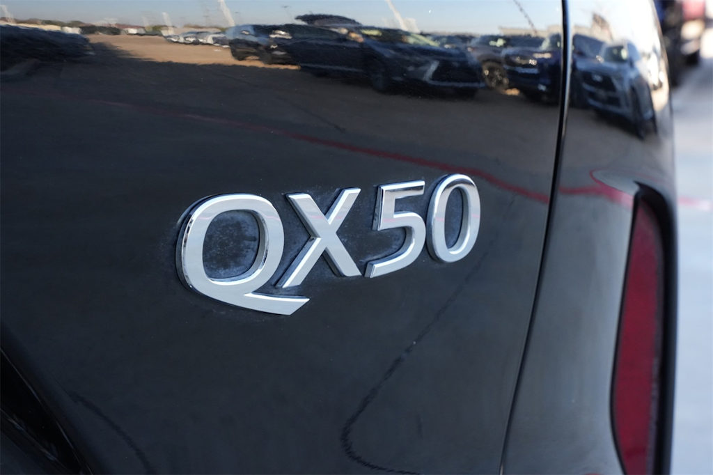 Thumbnail: 2019 INFINITI QX50 - 7