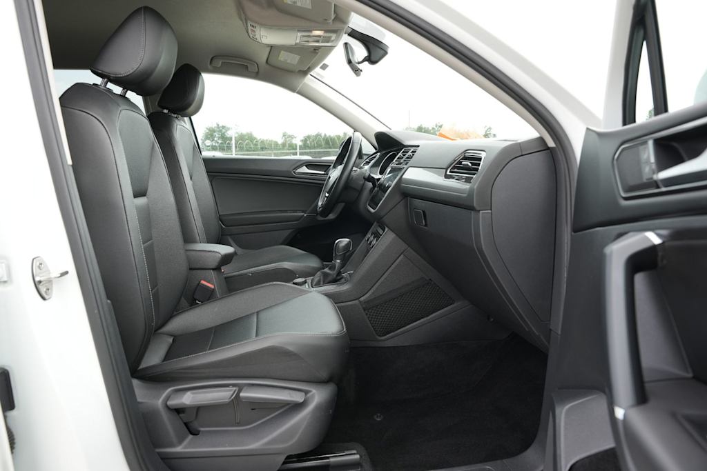 Thumbnail: 2018 Volkswagen Tiguan - 25