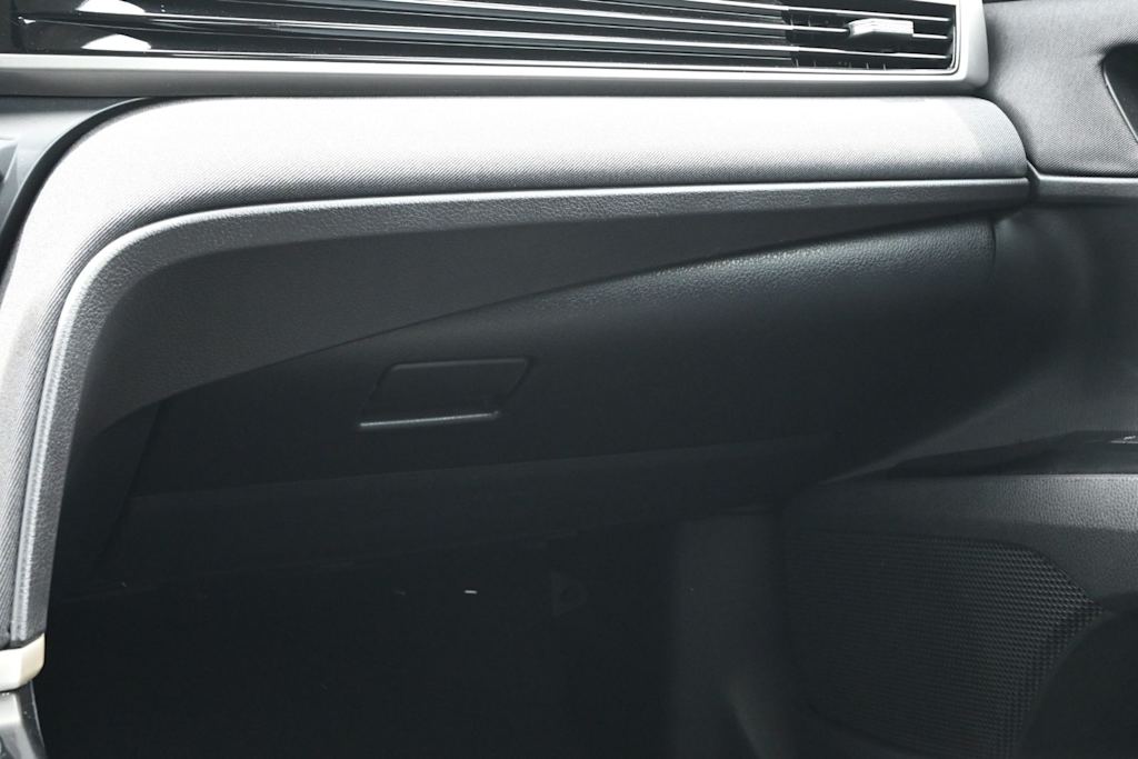 Thumbnail: 2025 Toyota Camry - 21