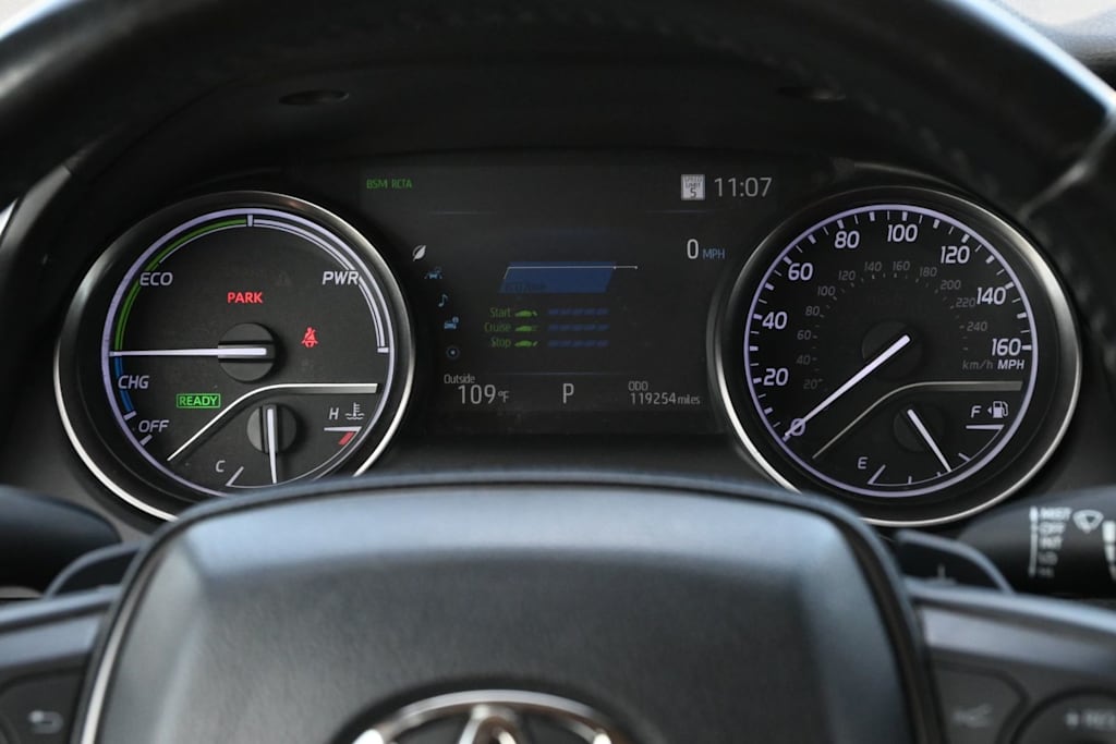 Thumbnail: 2021 Toyota Camry - 17