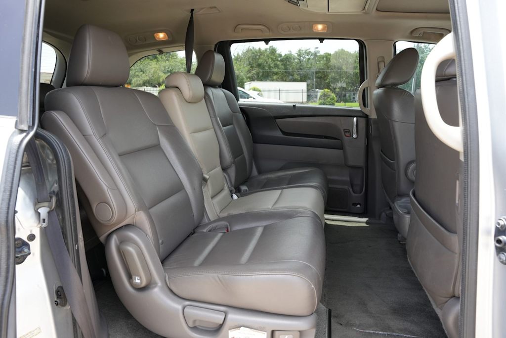 Thumbnail: 2015 Honda Odyssey - 26