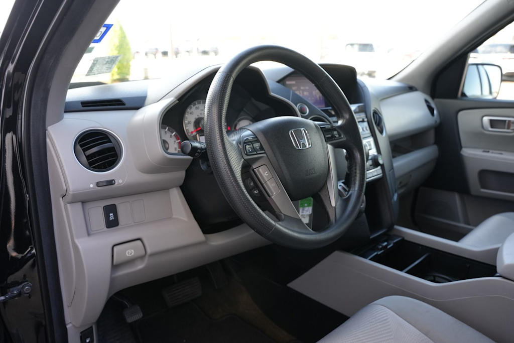Thumbnail: 2013 Honda Pilot - 12