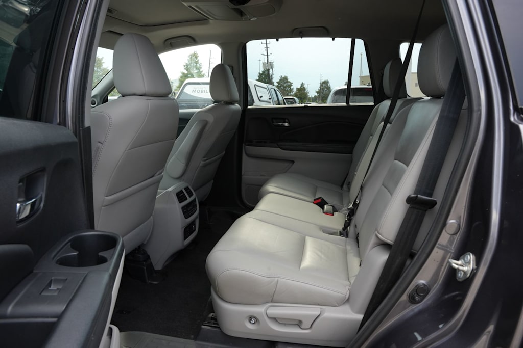 Thumbnail: 2020 Honda Pilot - 12