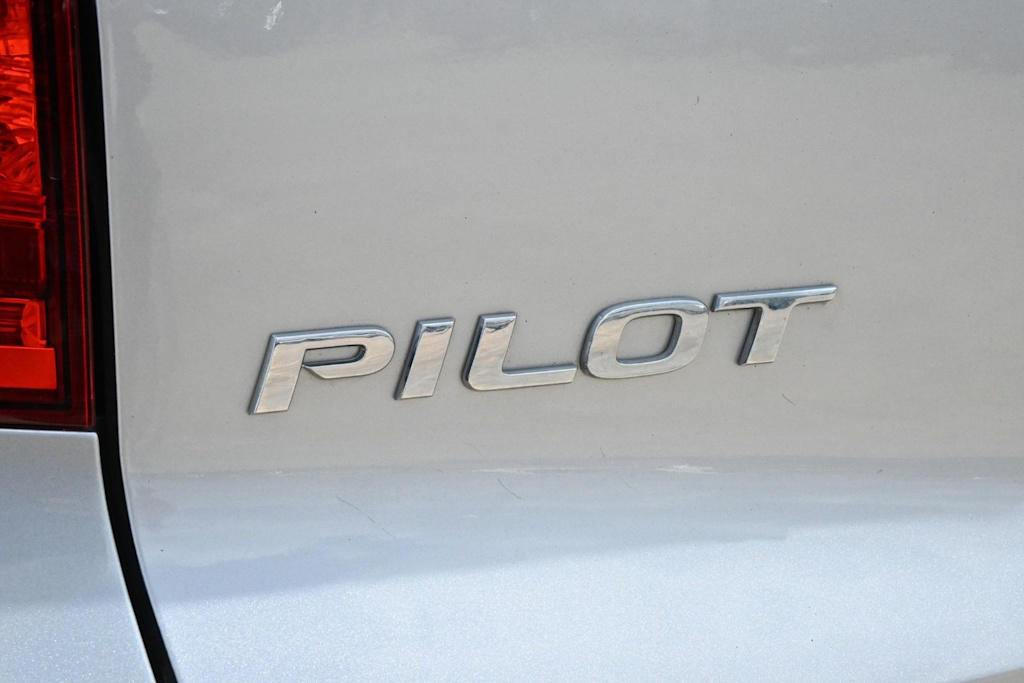 Thumbnail: 2018 Honda Pilot - 7