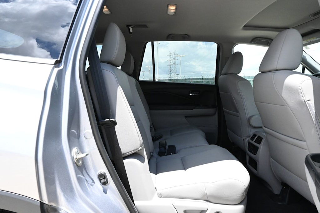 Thumbnail: 2018 Honda Pilot - 27