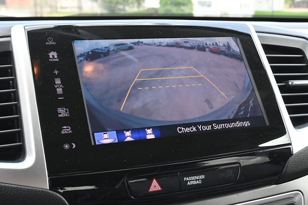 Thumbnail: 2018 Honda Pilot - 25