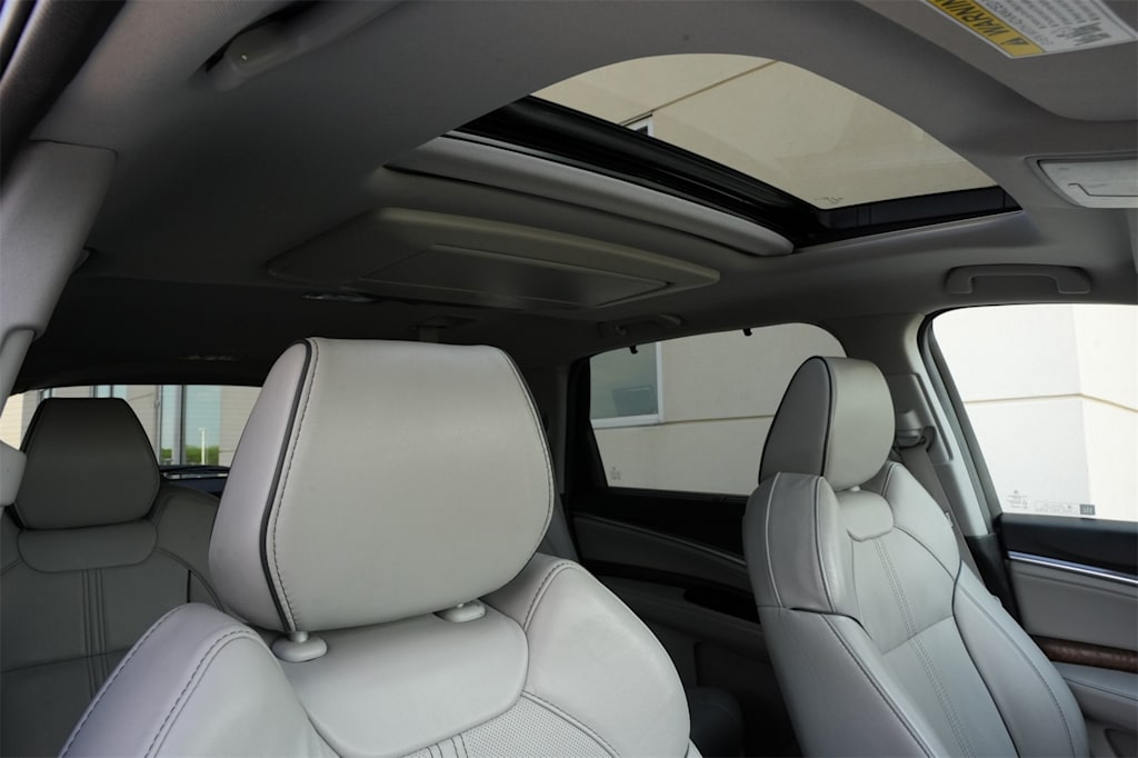 Thumbnail: 2019 Acura MDX - 27