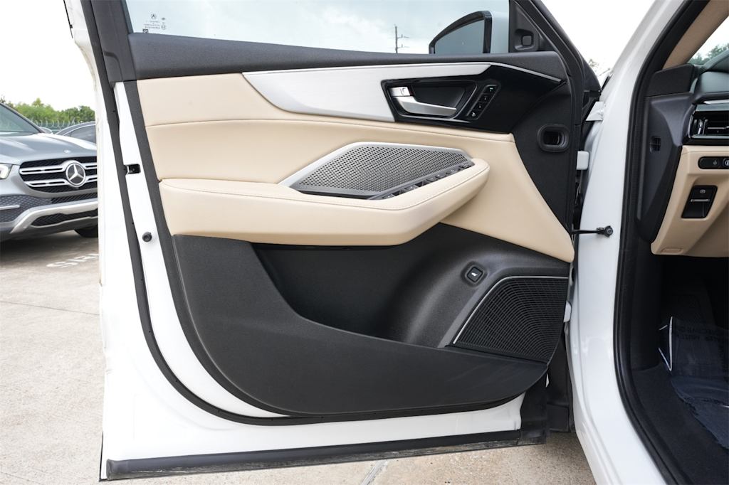Thumbnail: 2022 Acura MDX - 27