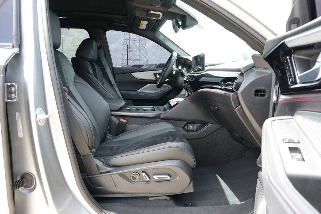 Thumbnail: 2025 Acura MDX - 11