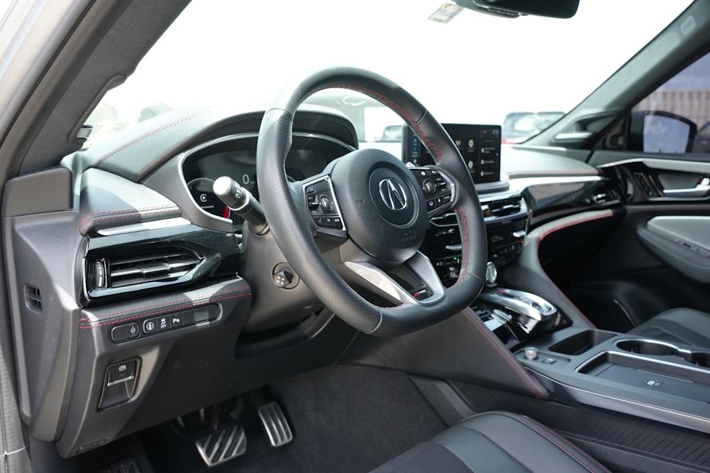 Thumbnail: 2025 Acura MDX - 13