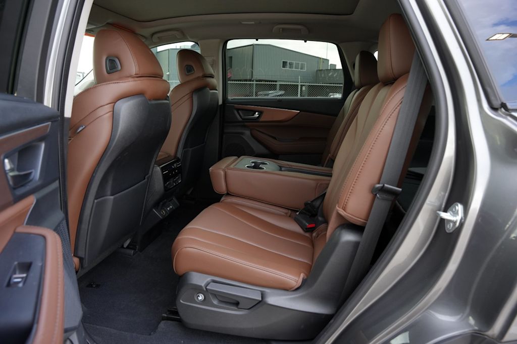 Thumbnail: 2024 Acura MDX - 12