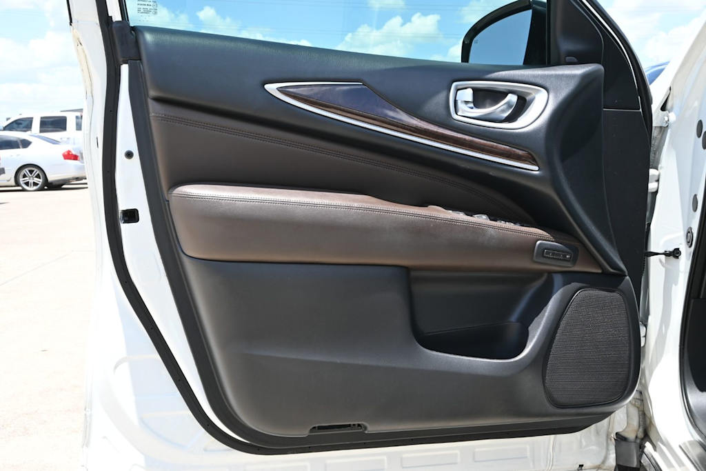 Thumbnail: 2015 INFINITI QX60 - 25