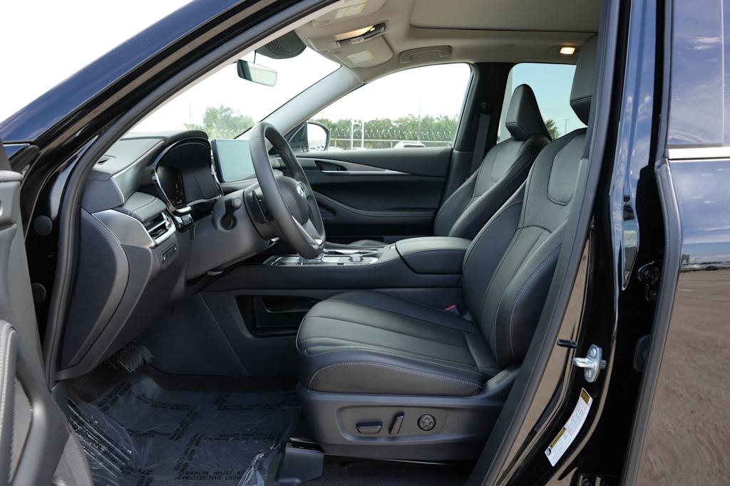 Thumbnail: 2027 INFINITI QX60 - 9