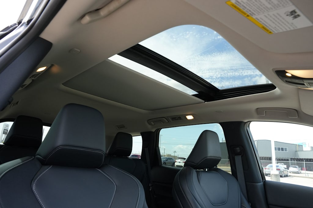 Thumbnail: 2027 INFINITI QX60 - 26