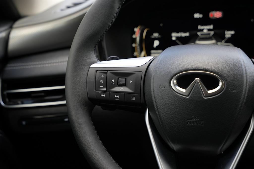 Thumbnail: 2027 INFINITI QX60 - 20