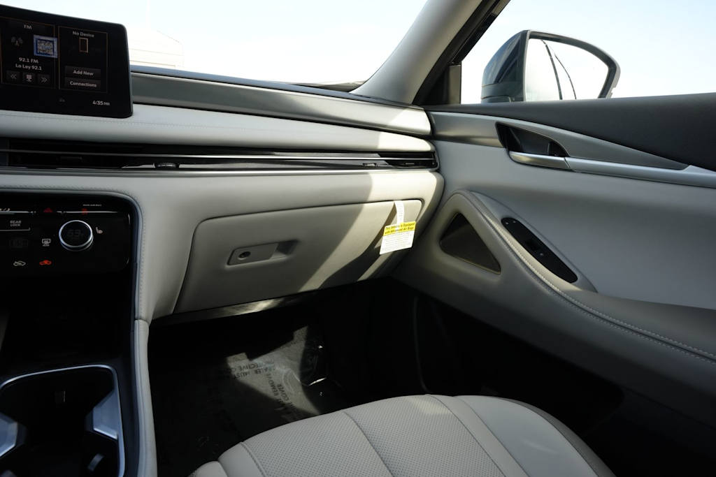 Thumbnail: 2027 INFINITI QX60 - 20