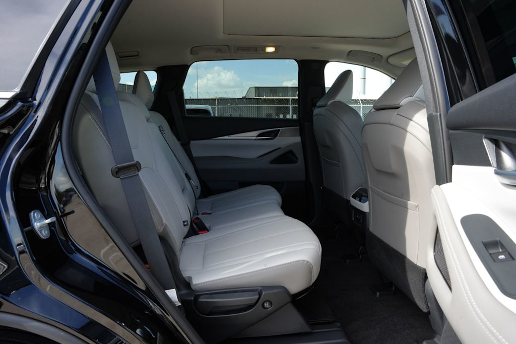 Thumbnail: 2027 INFINITI QX60 - 25