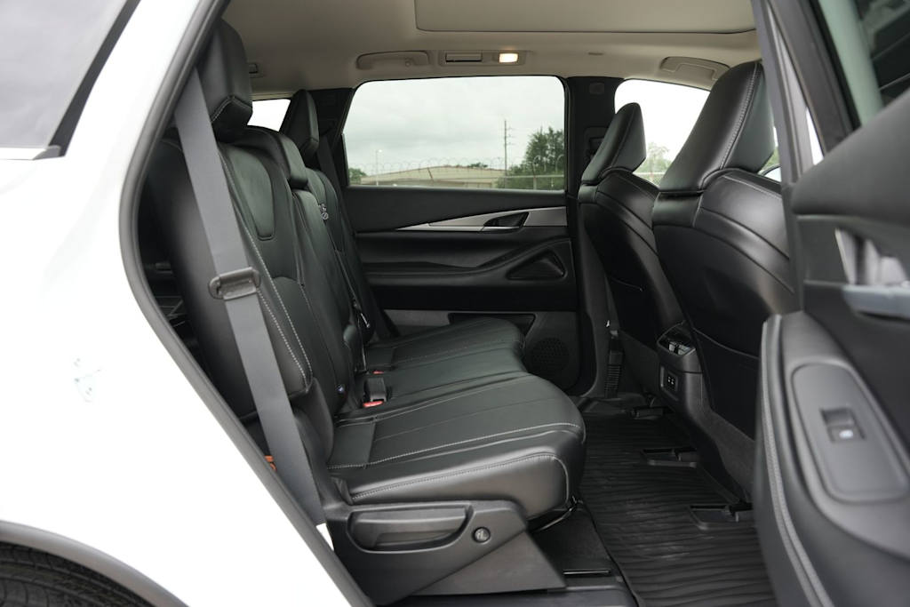 Thumbnail: 2027 INFINITI QX60 - 25