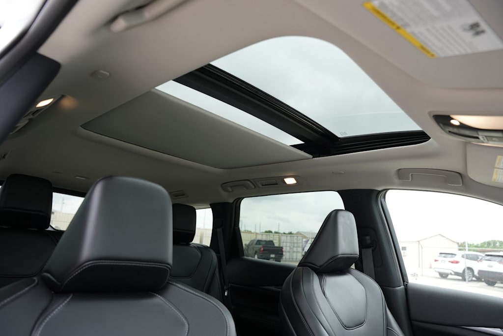 Thumbnail: 2027 INFINITI QX60 - 26