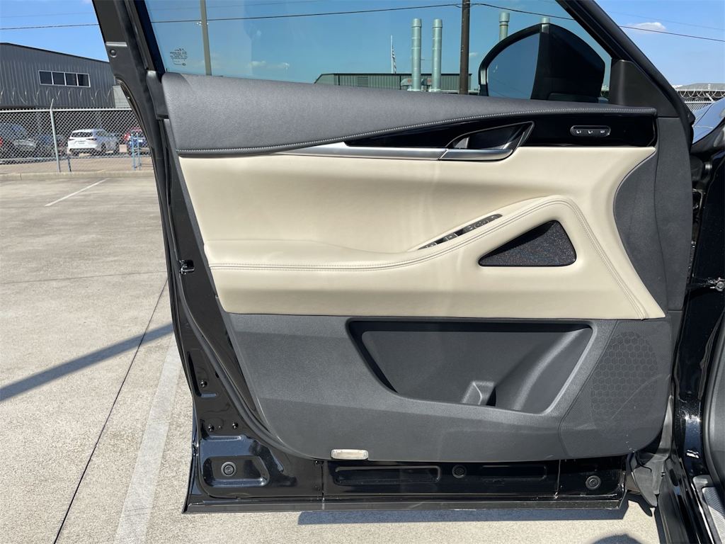 Thumbnail: 2025 INFINITI QX60 - 24