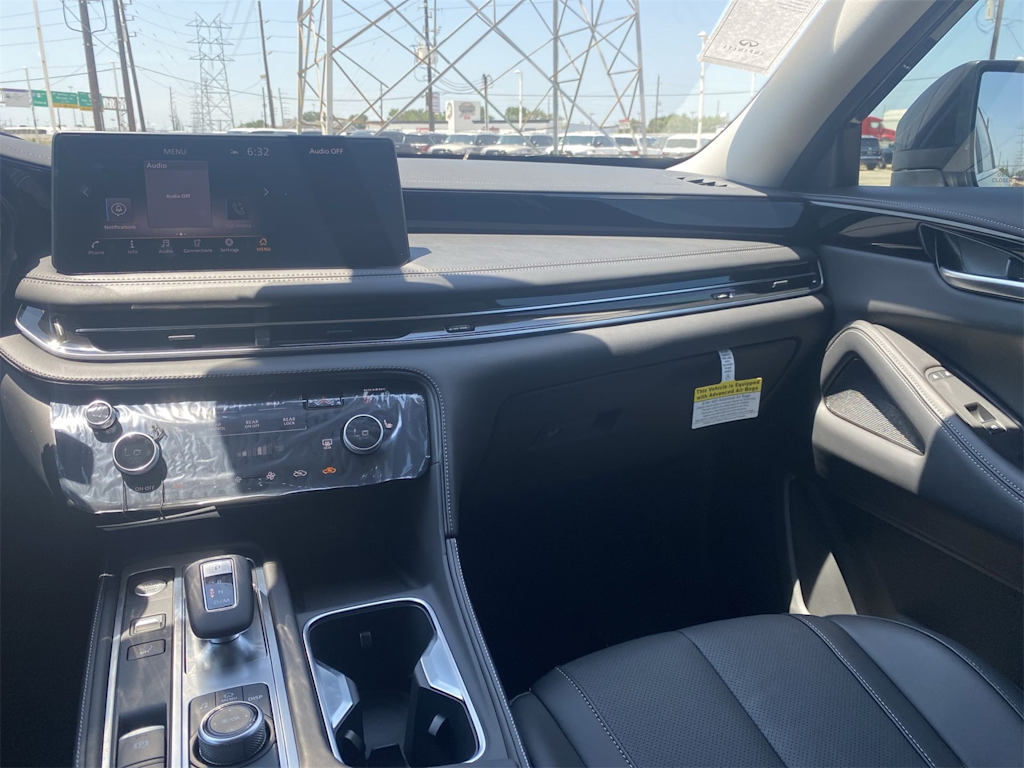 Thumbnail: 2025 INFINITI QX60 - 12