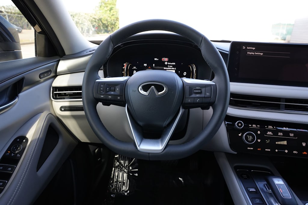 Thumbnail: 2026 INFINITI QX60 - 9