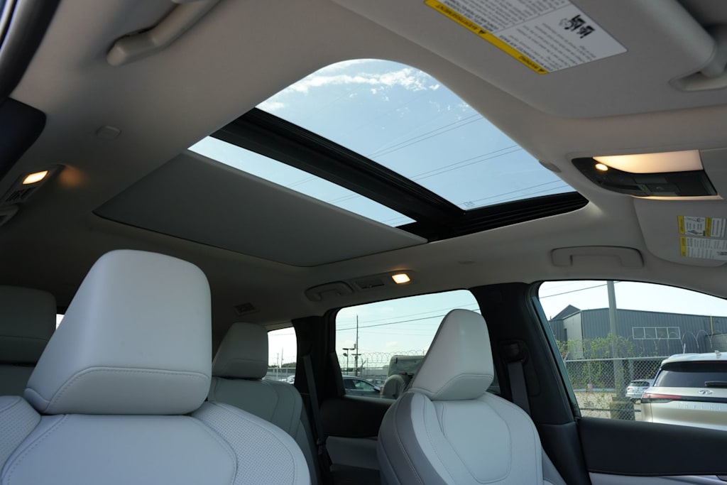Thumbnail: 2026 INFINITI QX60 - 26
