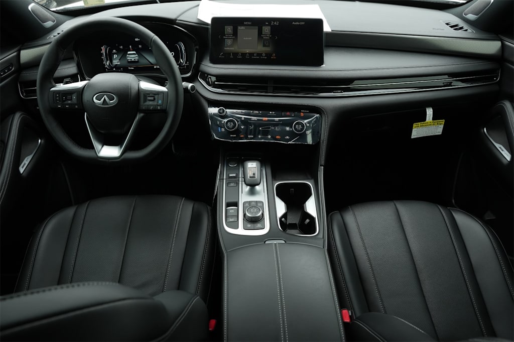 Thumbnail: 2025 INFINITI QX60 - 2