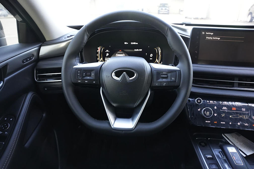 Thumbnail: 2026 INFINITI QX60 - 10