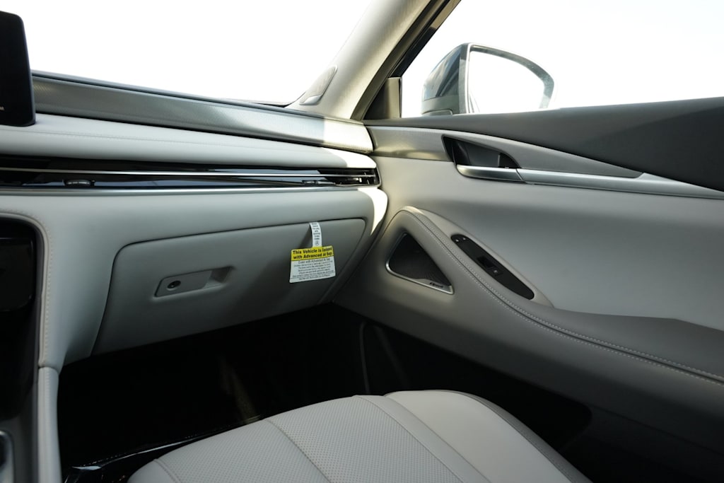 Thumbnail: 2027 INFINITI QX60 - 20