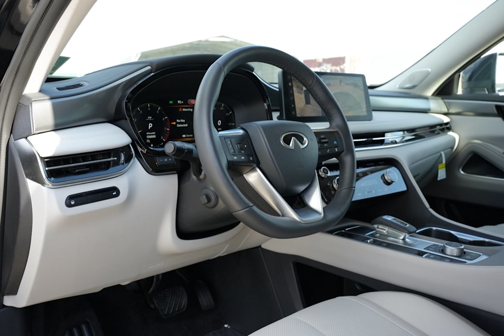 Thumbnail: 2027 INFINITI QX60 - 12