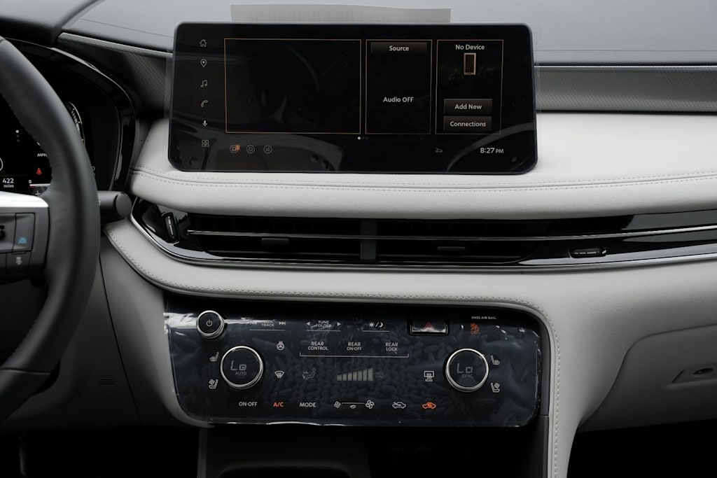 Thumbnail: 2027 INFINITI QX60 - 15