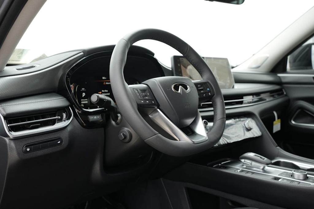 Thumbnail: 2027 INFINITI QX60 - 12