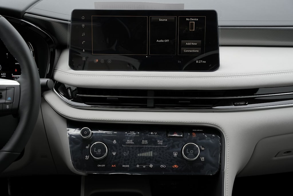 Thumbnail: 2027 INFINITI QX60 - 15
