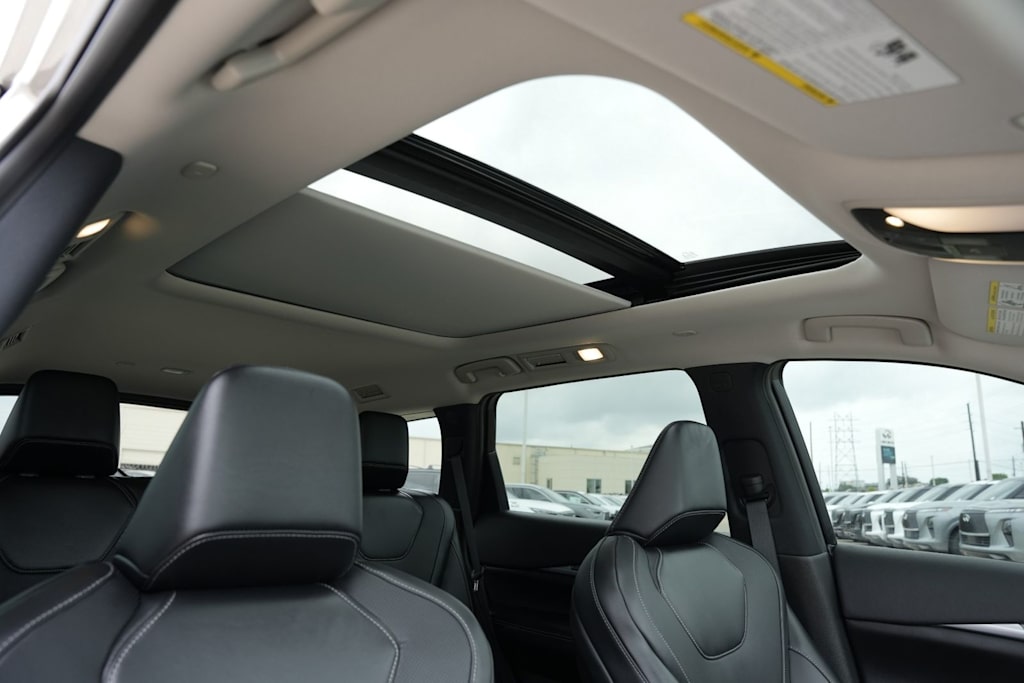 Thumbnail: 2027 INFINITI QX60 - 27