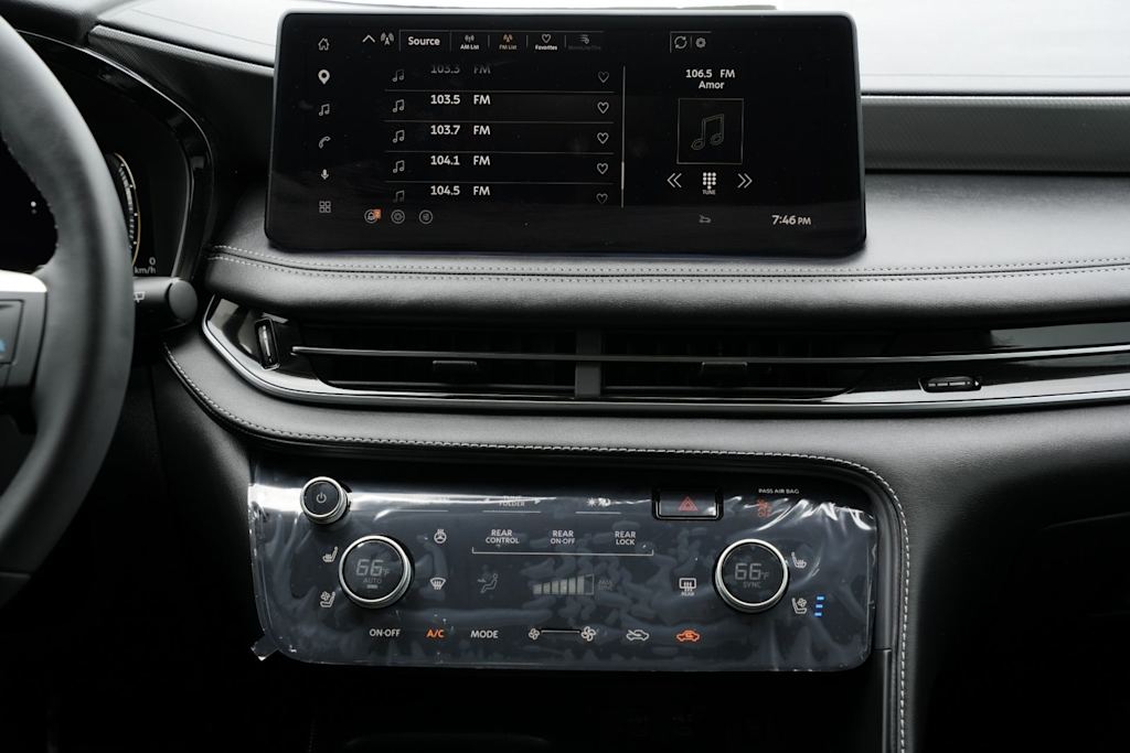 Thumbnail: 2027 INFINITI QX60 - 15