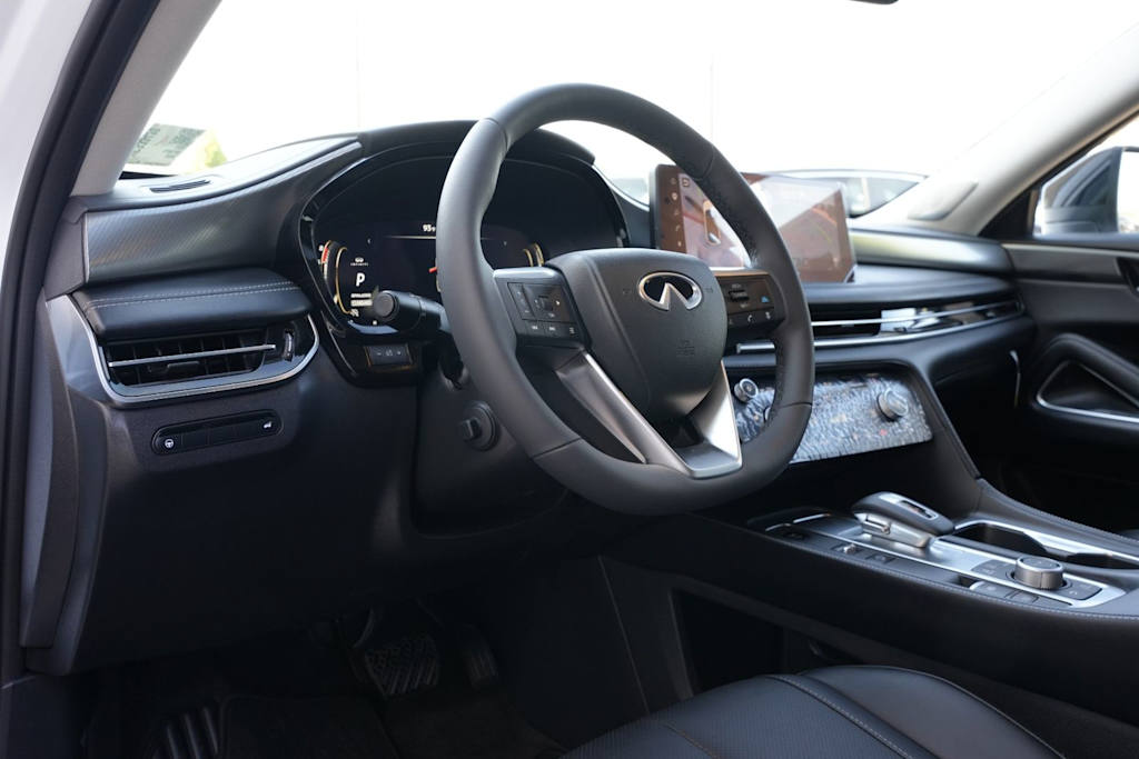 Thumbnail: 2027 INFINITI QX60 - 13