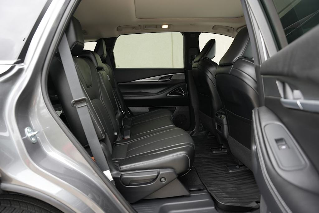 Thumbnail: 2027 INFINITI QX60 - 24