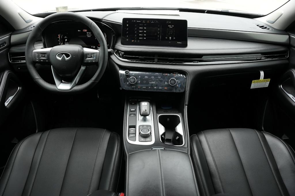Thumbnail: 2027 INFINITI QX60 - 2