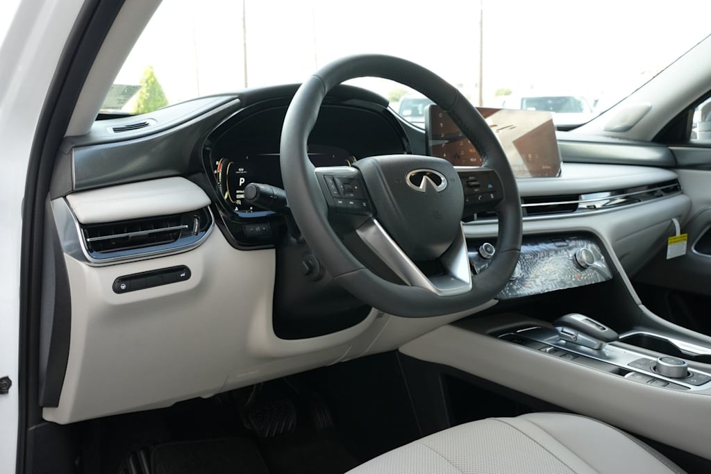 Thumbnail: 2027 INFINITI QX60 - 14